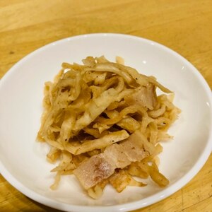 簡単すぎる！食感楽しい炒めて美味しい切り干し大根